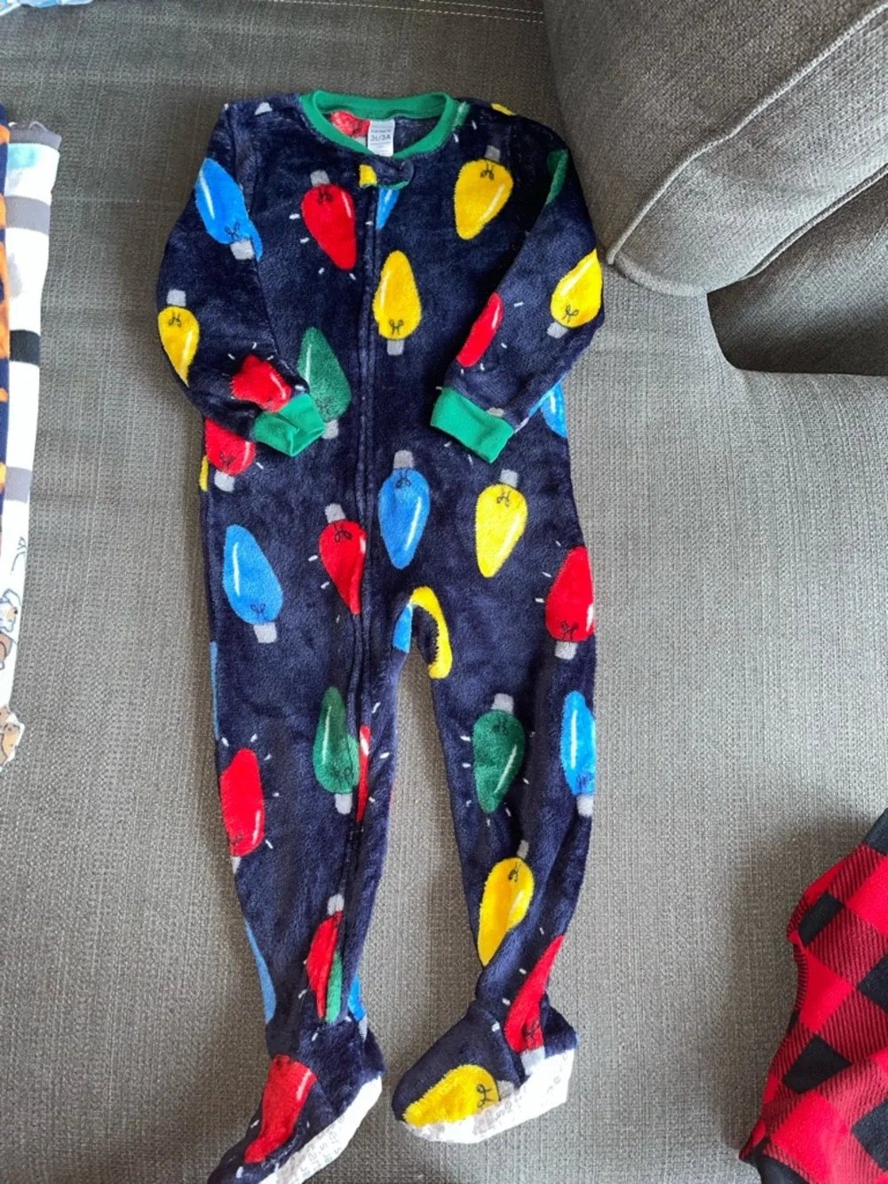 Lot of 9 - 3T toddler Plush Fleece Sleeper Pajamas - 2 pcs are Cotton - Picture 6 of 13